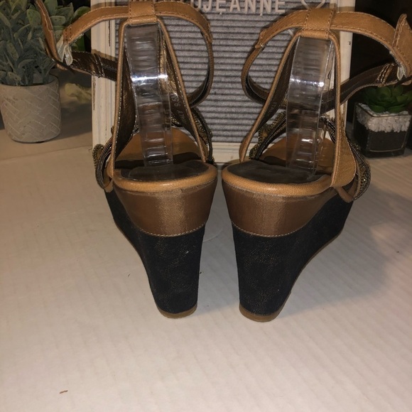 Bke caramel & bronze wedges/sandals - Picture 4 of 10